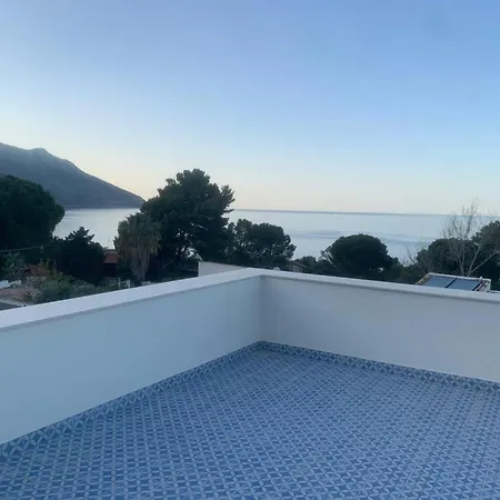 Fiorenza 2, A Scopello Villa